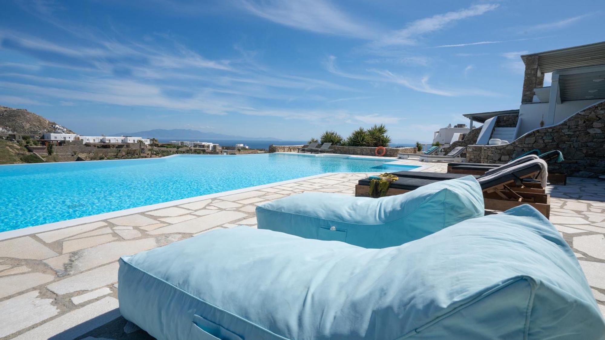 Cavo Blue Villa
